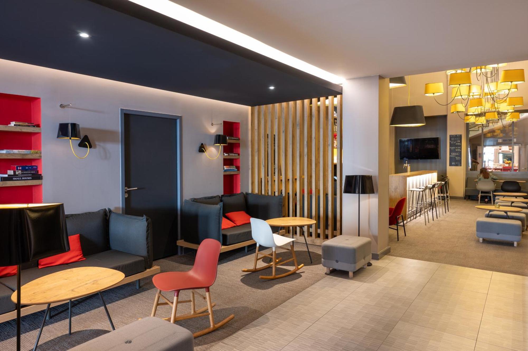 Отель Ibis Lyon Centre Perrache Экстерьер фото