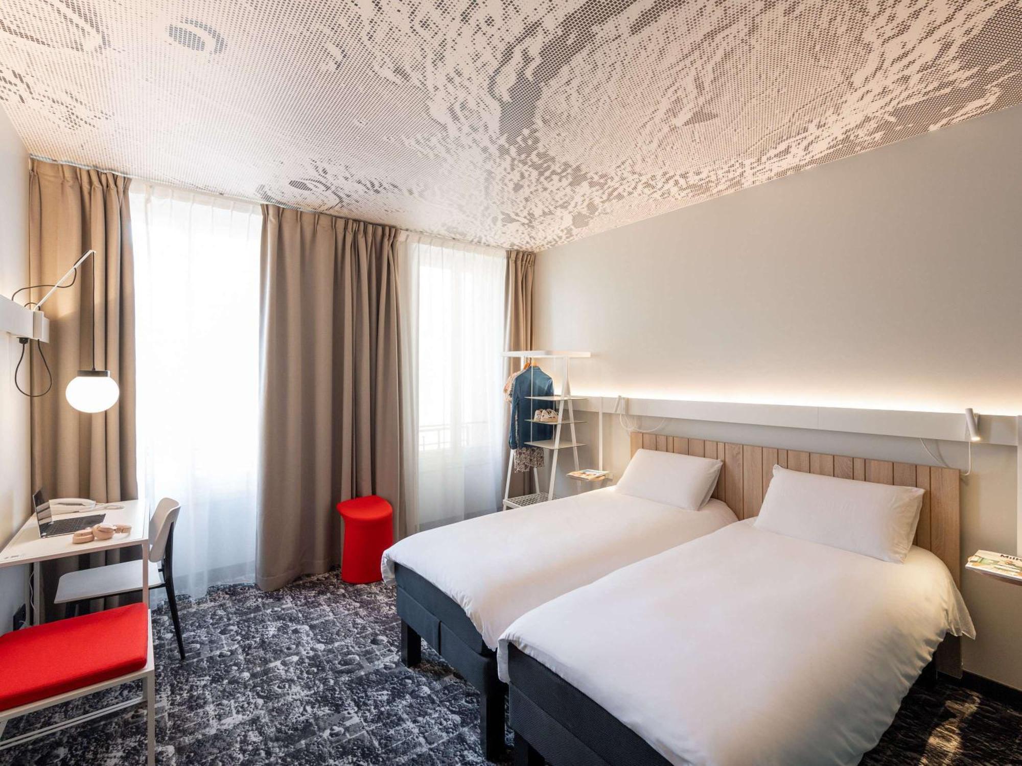 Отель Ibis Lyon Centre Perrache Экстерьер фото